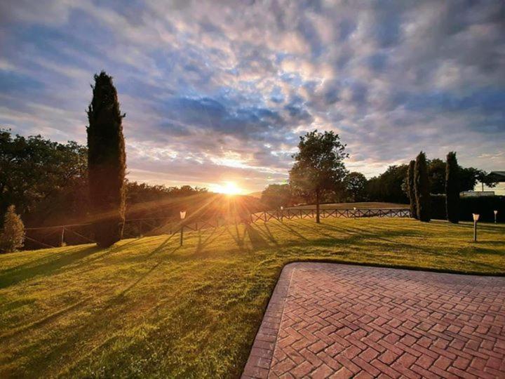 Agriturismo Podere Del Lepre San Quirico  エクステリア 写真