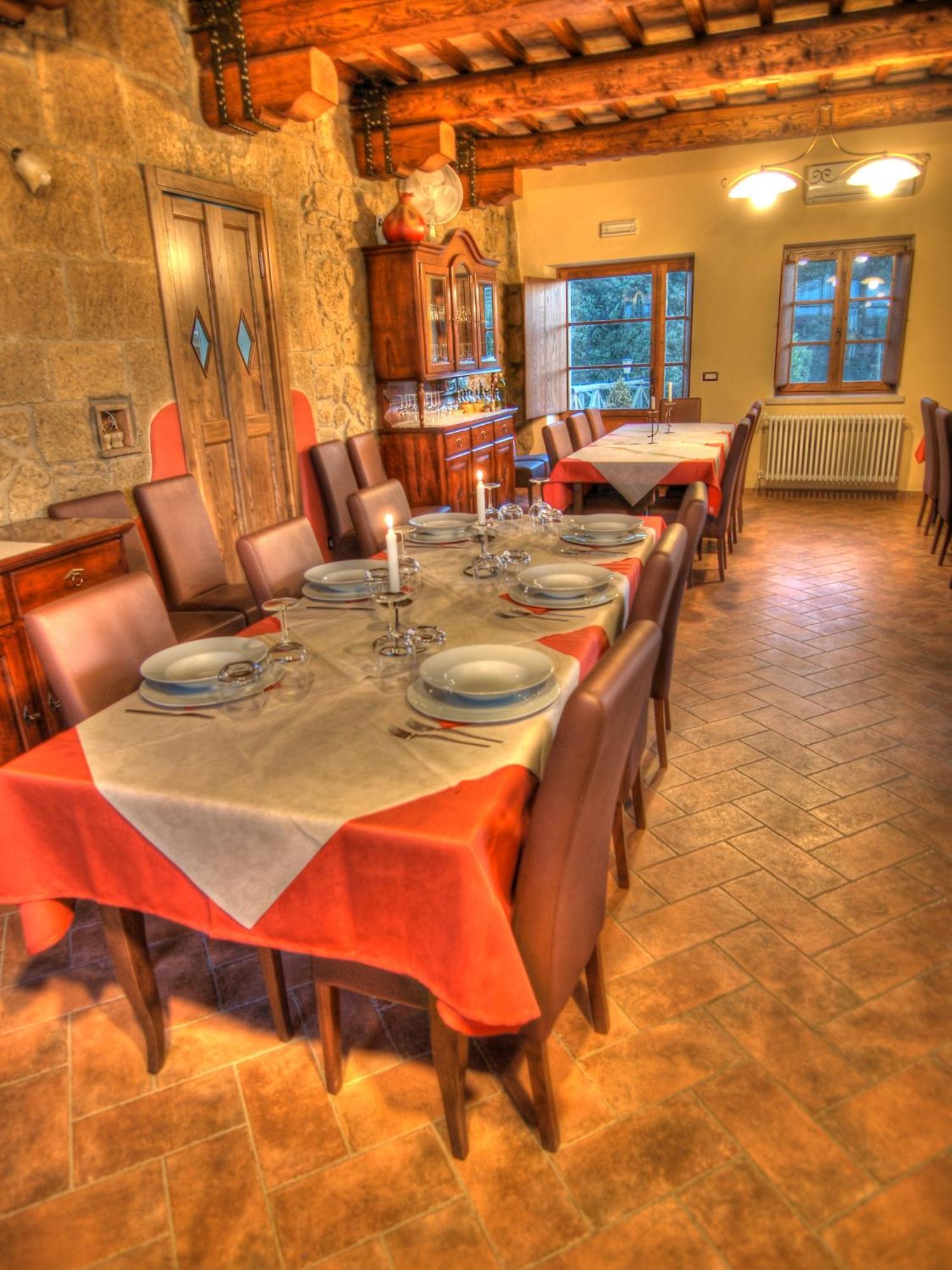 Agriturismo Podere Del Lepre San Quirico  エクステリア 写真