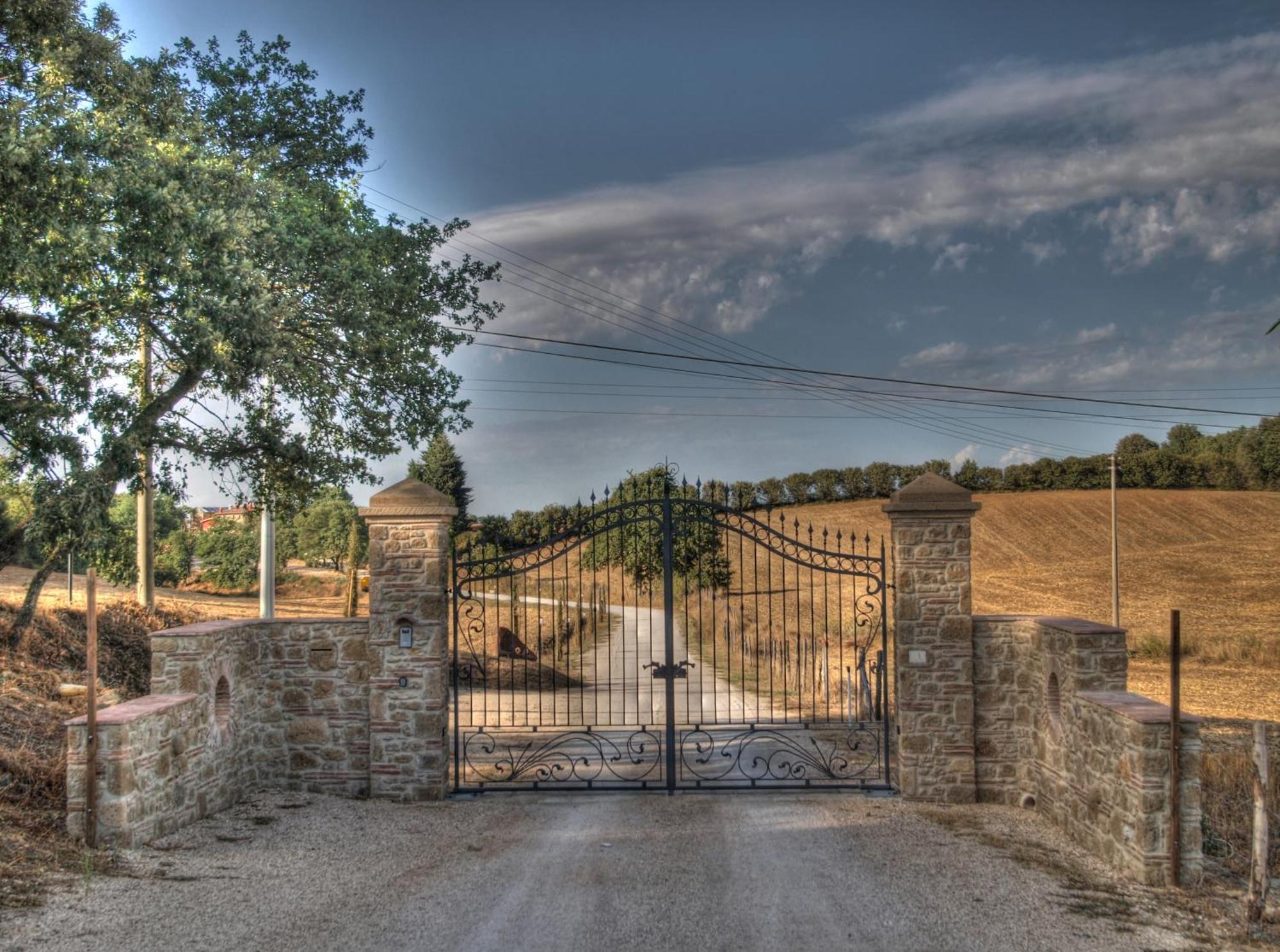 Agriturismo Podere Del Lepre San Quirico  エクステリア 写真